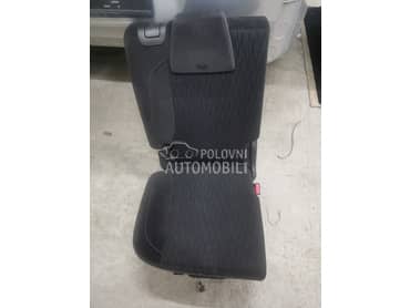 zadnja klupa za Citroen C3 Picasso