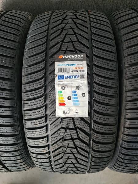 Hankook 275/35 R21 Zimska