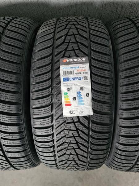 Hankook 255/40 R20 Zimska