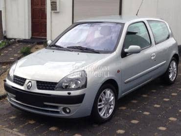 Renault Clio II 1.2 16v -  kompletan auto u delovima