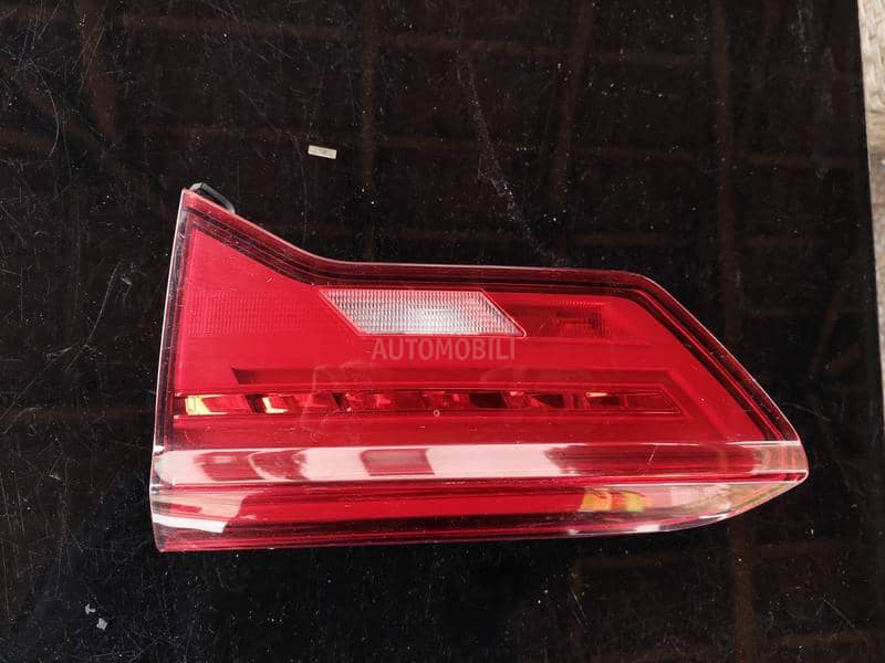 Desno štop svetlo desni štop