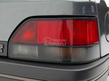 Stop svetla za Renault Clio od 1990. do 1998. god.