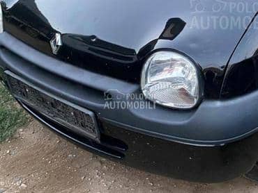 Branik za Renault Twingo od 1993. do 2004. god.