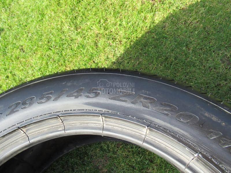 Pirelli 295/45 R20 Letnja