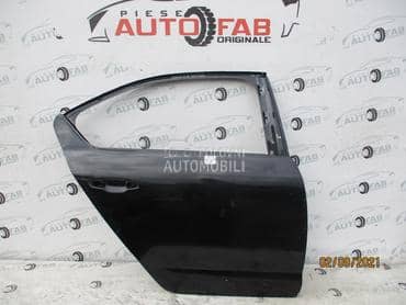 Zadnja desna vrata limuzina za Škoda Superb od 2015. do 2021. god.