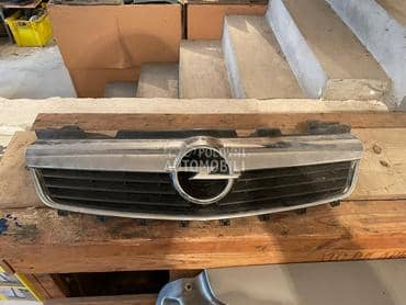 maska branika za Opel Zafira od 2005. do 2012. god.