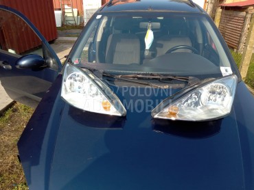 Levi far za Ford Focus od 2002. do 2004. god.