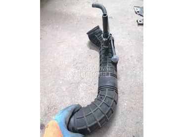 usisno crevo za Alfa Romeo GT