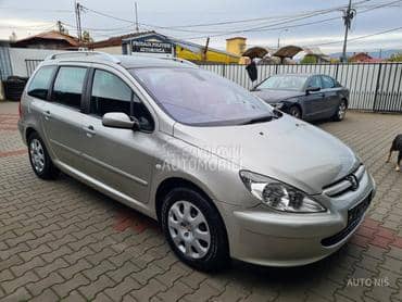 Peugeot 307 -  kompletan auto u delovima
