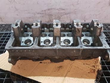 Glava motora za Volkswagen Passat B6 od 2005. do 2010. god.