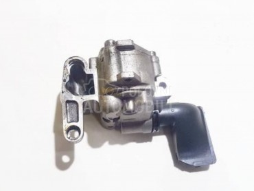 Uljna pumpa za Audi A4 od 2003. do 2010. god.