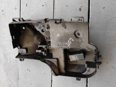 Kuciste osiguraca kompjutera za Peugeot 407