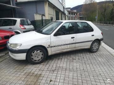 Stop svetla i stop lampe za Peugeot 306