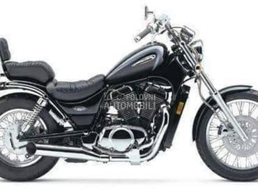 Suzuki VS 800 Intruder 94