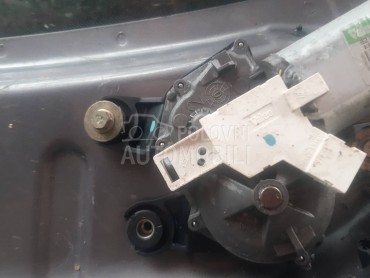 motor zadnjih brisaca za Renault Laguna od 2001. do 2007. god.