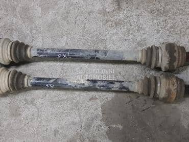 Zadnje poluosovine x5 e70 za BMW X5 od 2007. do 2010. god.