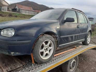 Volkswagen Golf 4 -  kompletan auto u delovima
