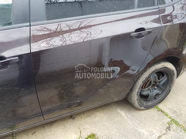 Vrata leva desna prednja za Opel Zafira od 2012. do 2016. god.