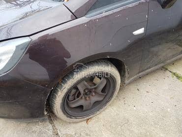 Blatobran prednje krilo za Opel Zafira od 2012. do 2016. god.