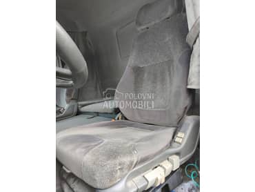 Vozacevo sediste Skanija 124