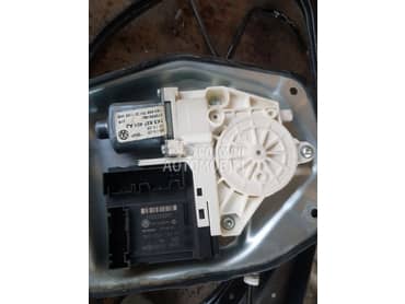 Motoric prednjeg podizaca za Volkswagen Golf 5