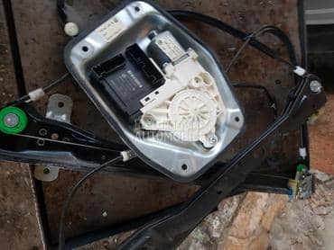 Prednji levi podizac za Volkswagen Golf 5