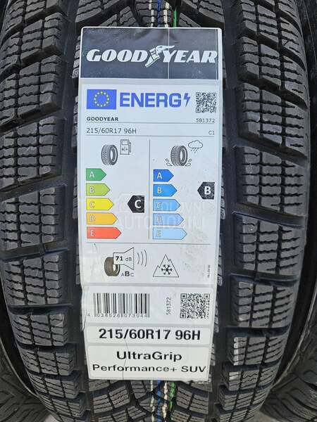 Goodyear 215/60 R17 Zimska