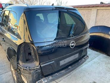 gepek vrata hauba krilo far za Opel Zafira od 2005. do 2012. god.