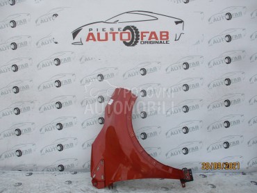 Desno krilo za Renault Captur od 2013. do 2019. god.