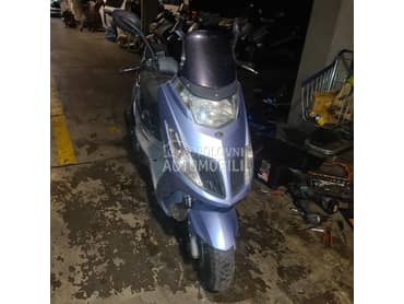 Kymco Dink 200 ie