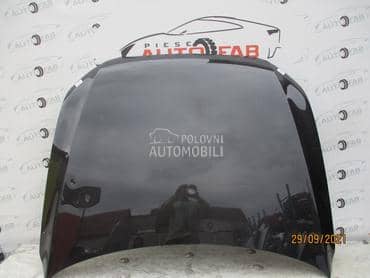 Hauba 8R FACELIFT za Audi Q5 od 2012. do 2016. god.