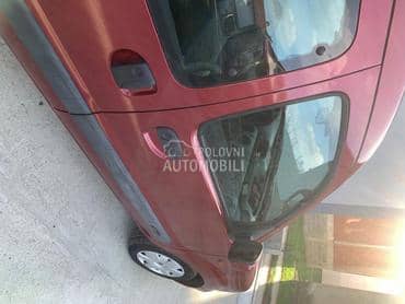 prednja desna vrata za Renault Kangoo od 1998. do 2007. god.