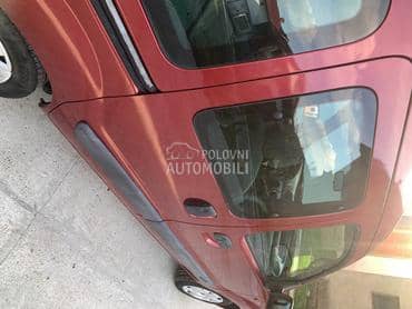 zadnja desna vrata za Renault Kangoo od 1998. do 2007. god.