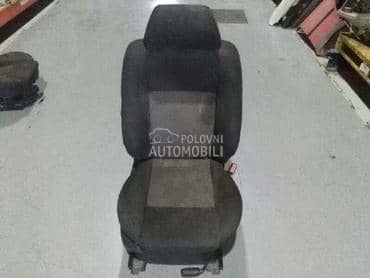 Sedište prednje desno za Ford Mondeo od 2000. do 2006. god.