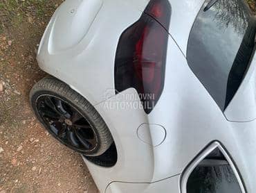 poklopac rezervoara za Citroen DS3 od 2009. do 2014. god.