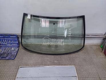 šoferšajbna za Peugeot 106