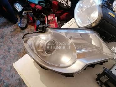 Far desni za Volkswagen Touran od 2006. do 2009. god.