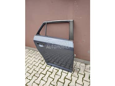 vrata z.d. karavan za Toyota Avensis od 2009. do 2012. god.