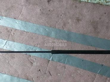 Amortizer haube za Volkswagen Passat B6