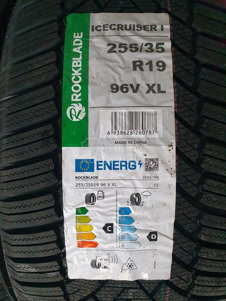 ROCKBLADE 255/35 R19 Zimska