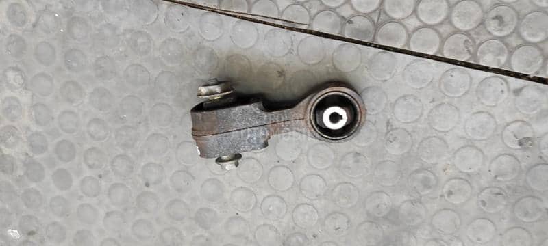 Nosač motora 2,0hdi