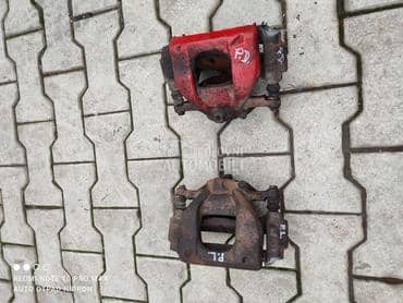 kociona klesta prednja za Toyota Auris, Avensis, Verso od 2009. do 2015. god.