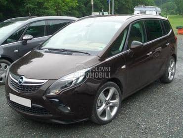 Opel Zafira C 1.6CDTi -  kompletan auto u delovima