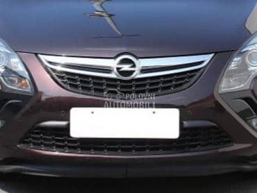Prednji branik za Opel Zafira od 2011. do 2019. god.