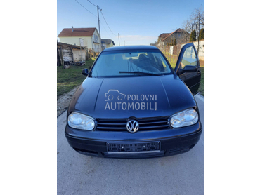 Volkswagen Golf 4 -  kompletan auto u delovima
