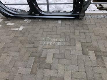 Desna sajtna za Audi A6 od 2011. do 2018. god.