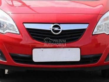 Prednji branik za Opel Meriva od 2010. do 2013. god.