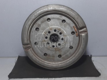 ZAMAJAC za Volkswagen Golf 7