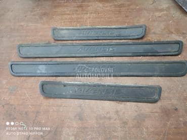 lajsna prag unutrasnja za Toyota Avensis od 2009. do 2012. god.