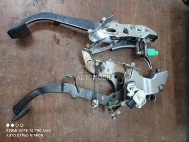 pedale za Toyota Avensis od 2009. do 2012. god.